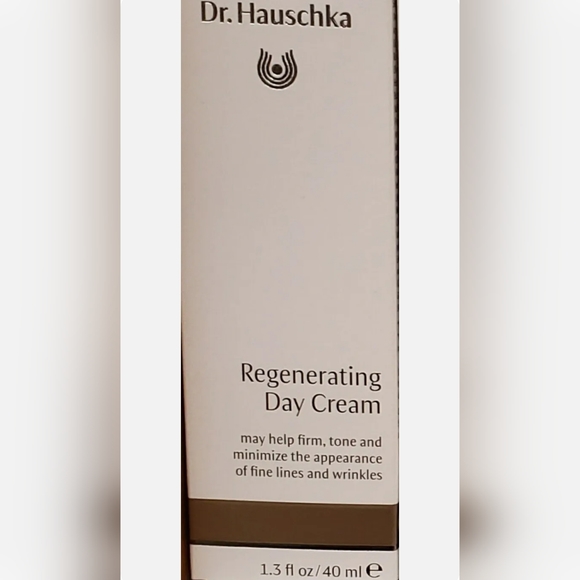 NIB Dr Hauschka Regenerating Day Cream Firms Minimizes Fine Lines Wrinkles 1.3OZ - Picture 1 of 1